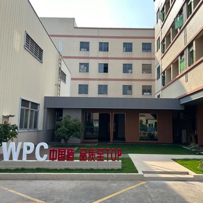 سعر جيد الخشب البلاستيك WPC الجدار تغطية مخصصة الخارجية الخشب المركب تغطية الانترنت